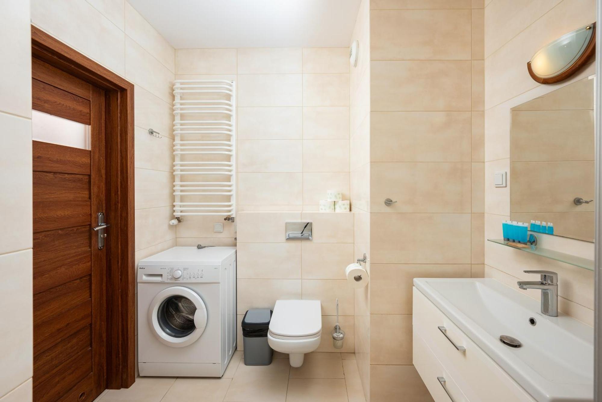 ורשה Metro Plocka Cosy Apartment מראה חיצוני תמונה